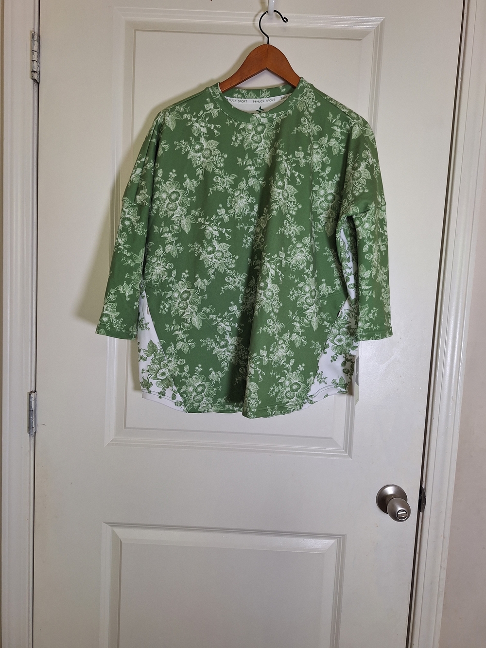 Tuckernuck French Green Toile Floral Swing Sweatshirt Mixed Media Pocket Sz S/XS - Picture 2 of 7